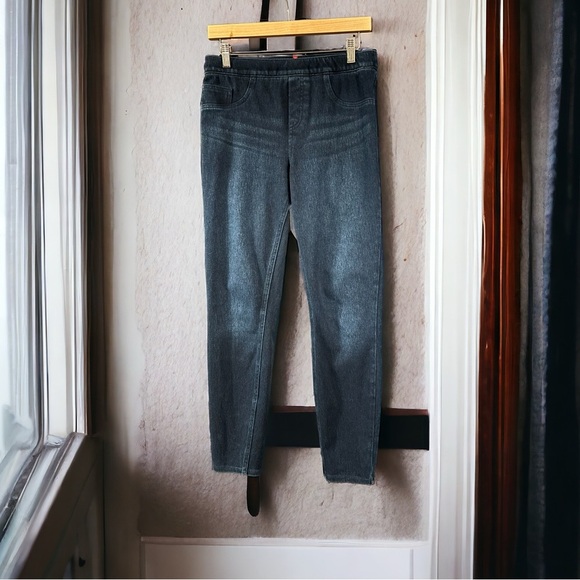 Spanx Jean-ish Leggings Ankle Length Size M. - Picture 7 of 10